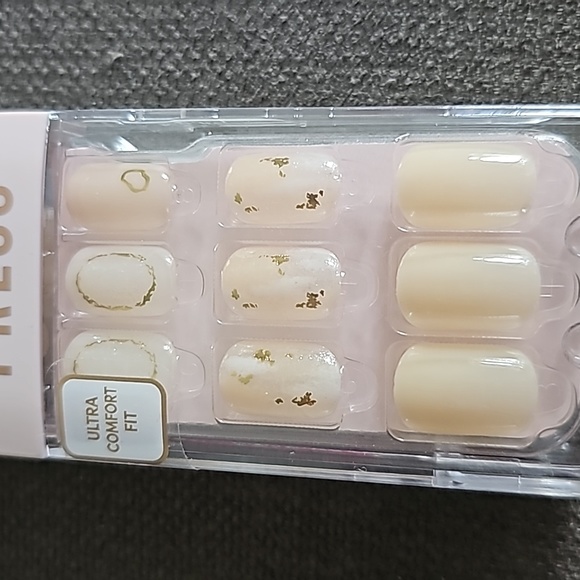 Magic Press Nail Bundle NIB - Picture 5 of 8